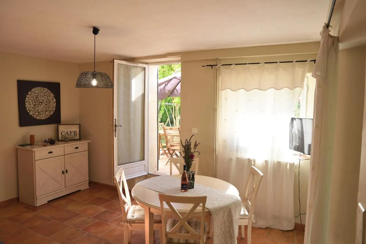 Holiday home Gite Les Lavandes Vaison-la-Romaine